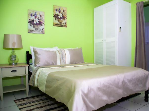 Silver View Apartments St. George's Bagian luar foto