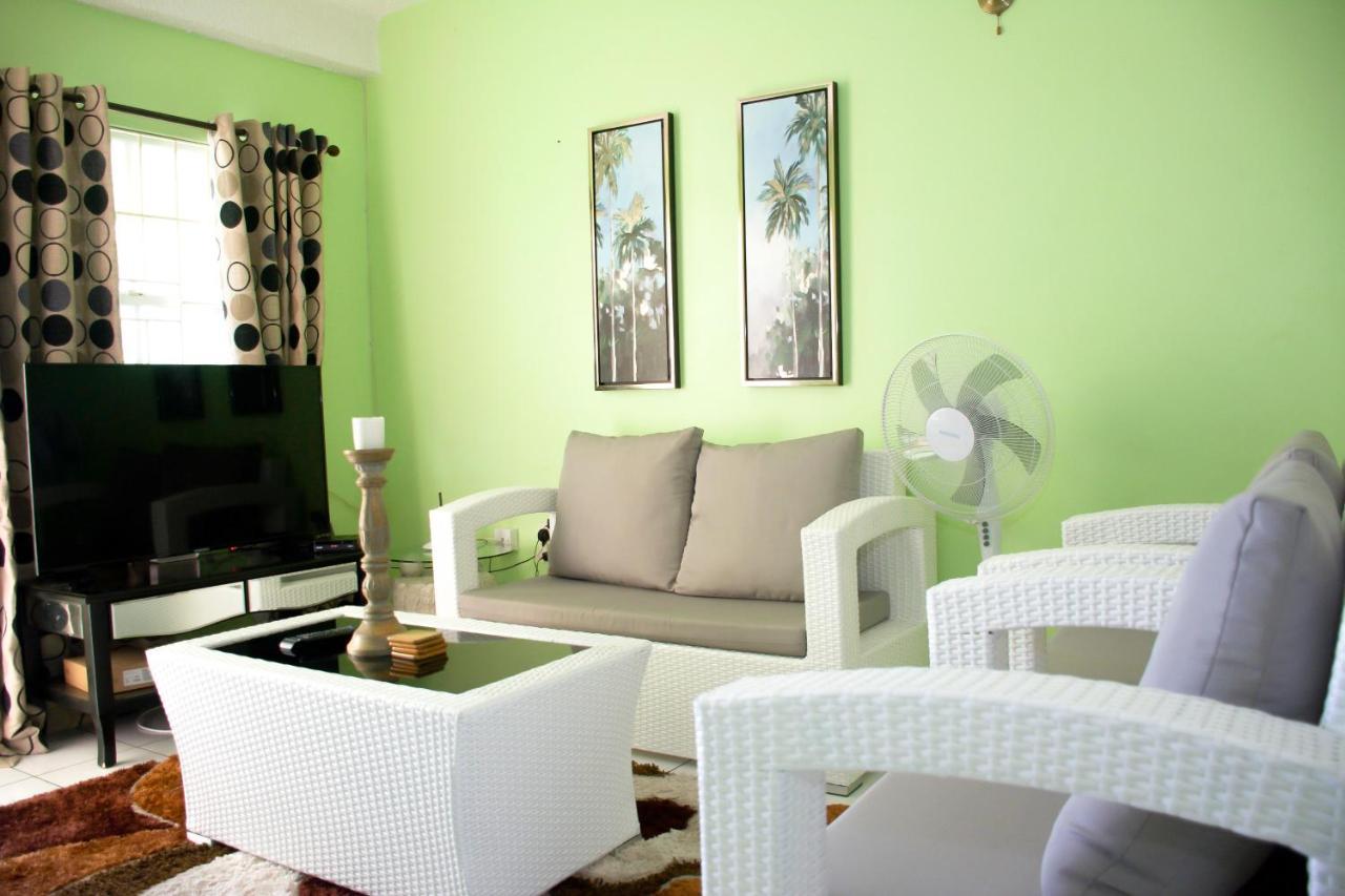 Silver View Apartments St. George's Bagian luar foto