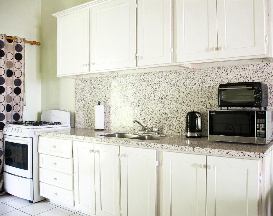 Silver View Apartments St. George's Bagian luar foto