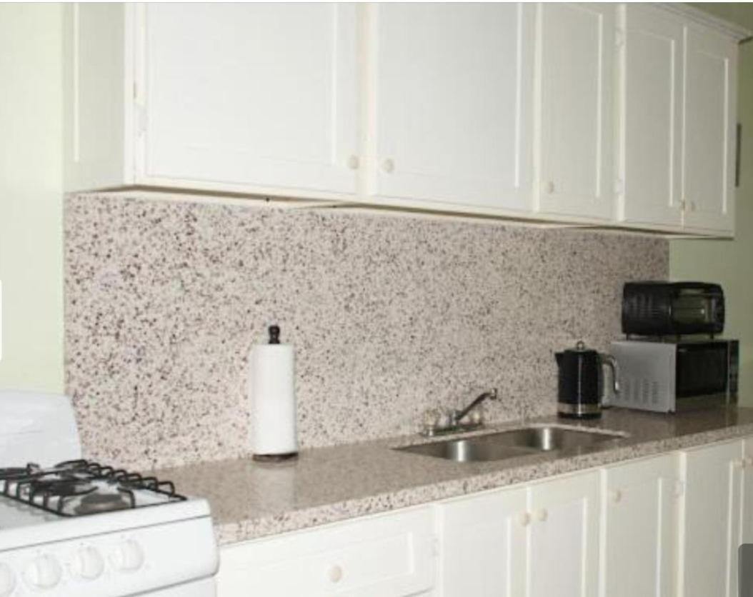 Silver View Apartments St. George's Bagian luar foto