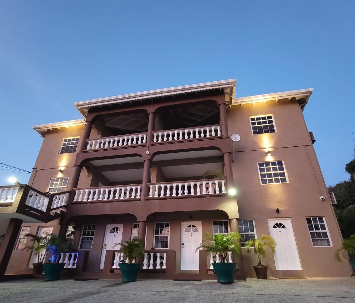 Silver View Apartments St. George's Bagian luar foto